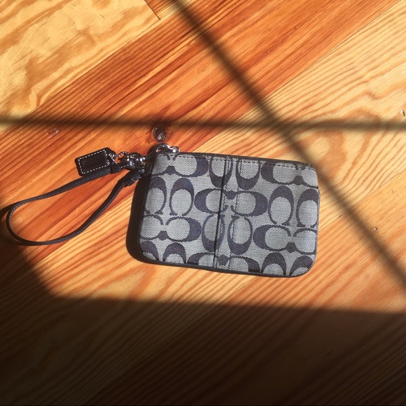 Coach Wristlet - Picture 2 of 2